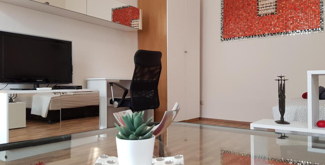 Center Royalty Apartment บูดาเปสต์ ภายนอก รูปภาพ