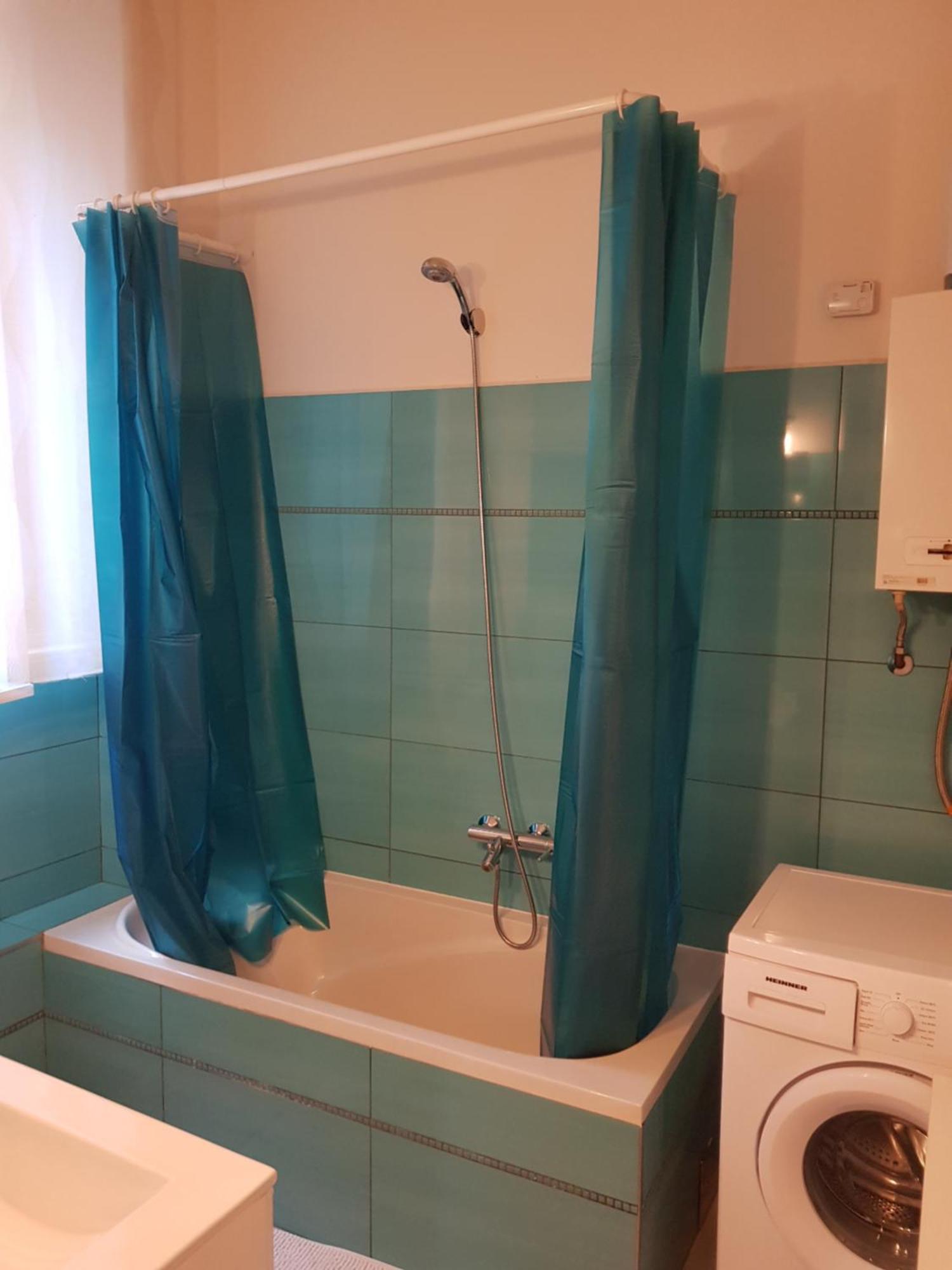 Center Royalty Apartment บูดาเปสต์ ภายนอก รูปภาพ